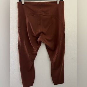 Lululemon brown 7/8 leggings